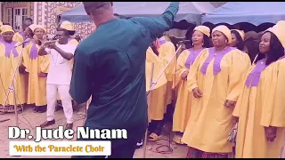 Jude Nnam with Paraclete Choir Performing Olisa