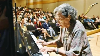 《梁祝》钢琴独奏 编曲暨演奏 巫漪丽老师 / Elaine Wu YiLi's "Butterfly Lovers" Piano concerto at Older  But Wiser Forum