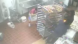 Employee shot in neck during SoCal donut store robbery