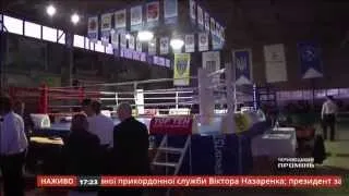141023 У Чернівцях стартував юнацький чемпіонат України з боксу 2014