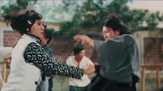 Japanese beat up everyone at Bruce Lee's martial arts school while he's away | Fist of Fury