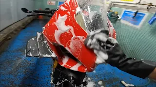 Washing my Ducati Panigale with a Hard Love