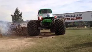 Grave Digger destroys a sand sculpture for his 30th Anniversary!