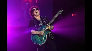 JOURNEY and TOTO bring down the house in Seattle; Freedom Tour 2022