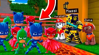 PAW PATROL ME AYUDA A DEFENDER MI CASA DE APOCALIPSIS DE PJ MASKS EN MINECRAFT 😱