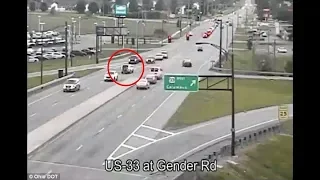 man speeding in reverse On Ohio Highway Caught On Camera | Backwards driver on the roads of Ohio