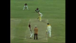 Australia V West Indies 1st Match (D/N), Benson & Hedges World Series Cup at S.C.G., Nov 27 1979