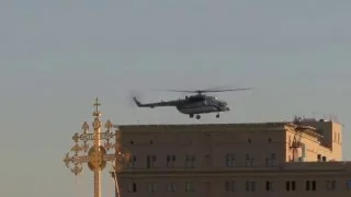 Ми-8 над Москвой