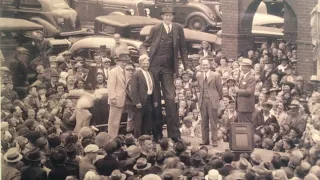 Robert Wadlow: The tallest Man Ever