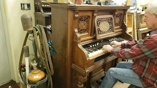 Carpenter Pump Organ - The Old Rugged Cross