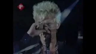 White Wedding - Billy Idol (Live At Wmbley 1990).avi