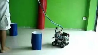 Car-like robot obstacle avoidance with  the immune fuzzy Qlearning control 4/5