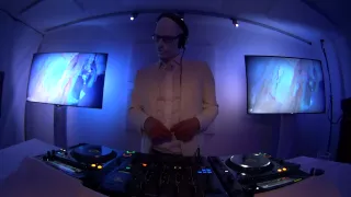 Mr. White liveset recorded @Beatport Studio in Amsterdam