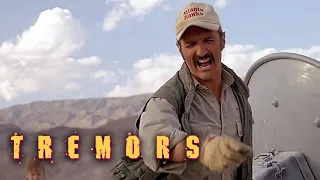 "I Wouldn't Give You a Gun if it was World War 3!" | Tremors (1990)