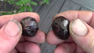 CLEANING GARNETS WITH ROCK TUMBLER