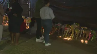 'It was terrible' | Astroworld Festival attendees at makeshift memorial recall deadly night