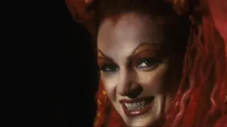 UMA THURMAN as POISON IVY INTERVIEW