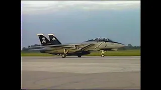 LONDON (CANADA) AIRSHOW'S 1ST "HOUR OF POWER" - JUNE 2001 FRIDAY EVENING FIGHTER "AFTERBURNER" SHOW!