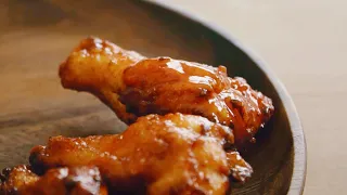 Buffalo Wings Recipe with Yogurt & Blue Cheese Dip - 水牛城辣雞翅