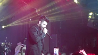 Gusttavo Lima -  Página de Amigos / Tentei te Esquecer (Ao vivo)