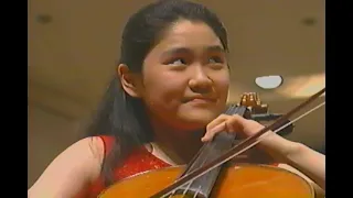 14-yr old Han-Na Chang plays Tchaikovsky Rococo Variations (1997)