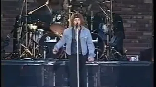 Bon Jovi - You Give Love A Bad Name (Live At Wembley Stadium 1995) 1st Night