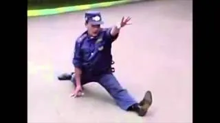 Russian and American police - funny video