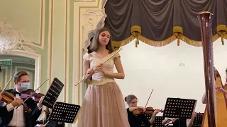 Моцарт В.А. – Концерт для флейты и арфы с оркестром до мажор, KV 299 II ч. Исп. Петросян Мария