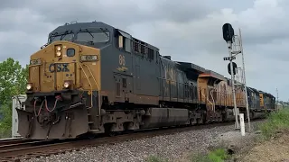 CSX 86 leads a Union Pacific and 2 EMDs