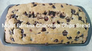 Moist Banana and Chocolate Chips Bread