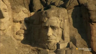 Копия видео "Mount Rushmore Was Supposed to Look Very Different"