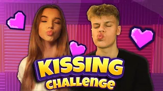 KISSING CHALLENGE z MOJĄ DZIEWCZYNĄ!