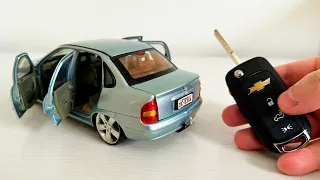 MINIATURA do CHEVROLET CORSA CLASSIC muito REALISTA (CARRINHO CORSA SEDAN)