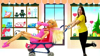 Барби пошли в магазин детских игрушек — Видео для девочек — Игры в куклы Я не хочу в школу