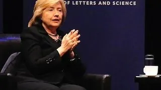 Hillary Clinton: Hitler remark was to provide historical context