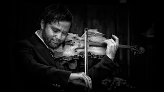 "Играет скрипка" -   Автор и исполнитель Ицхак Хен
