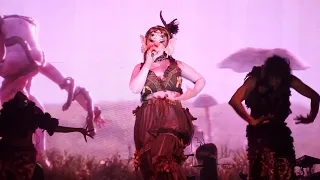 Melanie Martinez - THE CONTORTIONIST (PORTALS Tour Madrid)