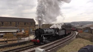 S160 5820 bellows out of Keighley . KWVR Spring Gala 26.2.16