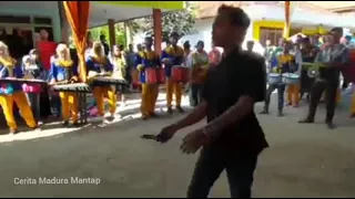 Carok gara-gara cemburu berujung pertikayan!!! Alla prank pancak silat mantap