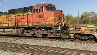 A warm day on the BNSF Chillicothe sub Chillicothe, IL with a BNSF SD70ACe led z-train 10/23/22