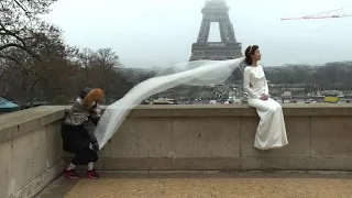 Valentine's Day in Paris: Lovers flock to the City of Love