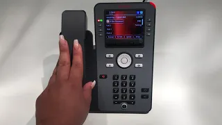 Avaya J169/179 - How to Answer a Call - Qbits Tutorial