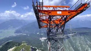 Fahrt Tiroler Seilbahn von der Zugspitze zum Zugspitz Resort
