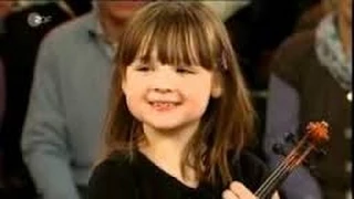 Laetitia Hahn 7y. plays Oskar Rieding Violin Concerto in B Minor, Op. 35