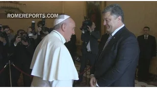 The president of Ukraine invites the Pope to visit his country