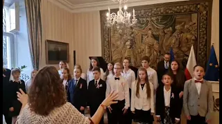 W akcji MEiN "Szkoła do Hymnu" wzięła udział Szkoła Polska w Sztokholmie