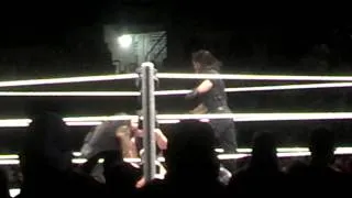 Daniel Bryan vs. Dean Ambrose - WWE Live 2013