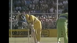Unplayable! Wasim Akram yorker to Dean Jones ODI at the Gabba 1988/89