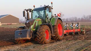 Ploughing on Dutch clay soil w/ New FENDT 724 & 5 furrow Kverneland 2500 i-Plough | Ploegen/Pflügen