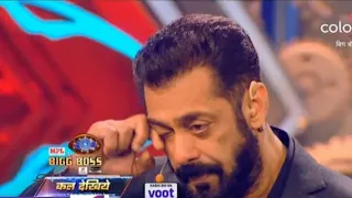 Salman Khan has fun with Mithun Chakraborty Sanjay Dutt medium2 – 56 seconds – Go to channel – Шанти